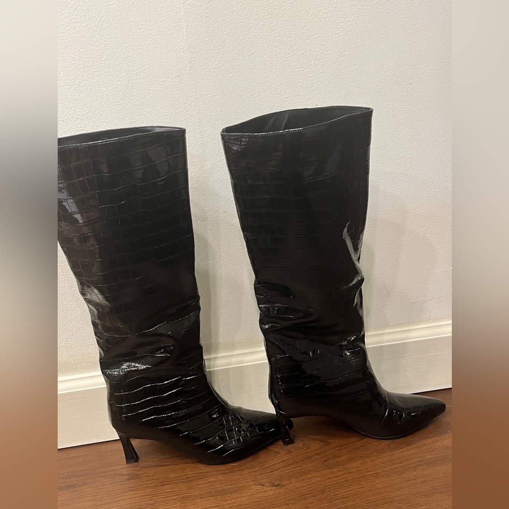 Croc kitten heel boot